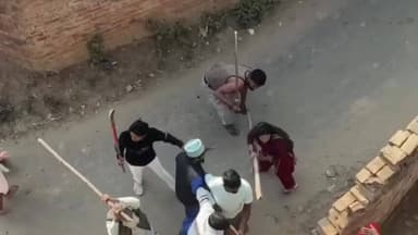 प्रतापगढ़: कोटवा शुकुलपुर में जमीनी विवाद पर बवाल, दो पक्षों में हुआ खूनी संघर्ष, वीडियो हुआ वायरल