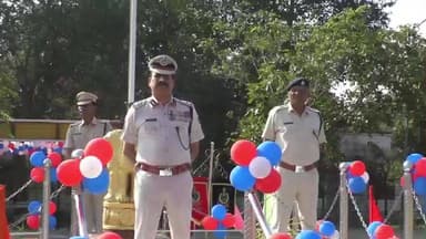 ଦେବଗଡ: ରିଜର୍ଭ ପୋଲିସ ପଡିଆରେ ୬୩ ତମ ଗୃହରକ୍ଷୀ ପ୍ରତିଷ୍ଠା ଦିବସ ପାଳିତ, ଅଭିବାଦନ ଗ୍ରହଣ କଲେ ଏସ୍ପି