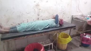 सिकंदरपुर: मुस्तफाबाद गांव में बंदर के हमले से किशोरी छत से गिरकर घायल हुई