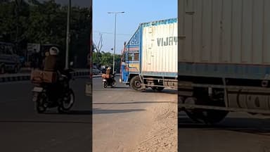 नो एंट्री, रॉंग साइड, बेखौफ ट्राइवर #जिला मुख्यालय #satyawadimedia #news #thesatyawadishow #dausavir