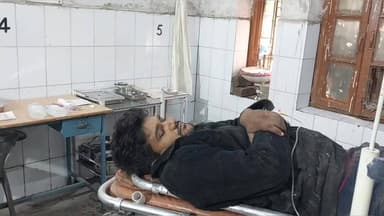 पूरनपुर: मोहल्ला कायस्थान और आसाम हाइवे पर सड़क हादसे में दो लोग गंभीर रूप से घायल