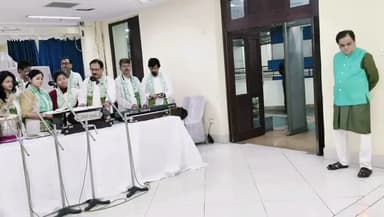 কলকাতা: প্রয়াণ দিবসে নবান্নে আম্বেদকরকে শ্রদ্ধার্ঘ, উপস্থিত শিক্ষামন্ত্রী ব্রাত্য বসু