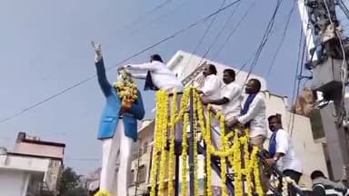 అంబేద్కర్ వర్ధంతి కార్యక్రమంలో మాజీ ఎమ్మెల్సీ తిప్పేస్వామి పాల్గొన్నారు