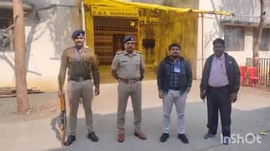 भद्रावती: औद्योगीक प्रशिक्षण संस्थेतील इव्हिएम मशीन स्ट्रांगरुम कठोर सुरक्षा व्यवस्थेत असल्याची मुख्याधिकारी शेळकी यांची माहिती.