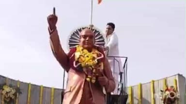 कोपरगाव: डॉ.आंबेडकर स्मारक येथे राष्ट्रवादी काँग्रेस अजित पवार गटाकडून महापरिनिर्वाण दिनानिमित्त अभिवादन