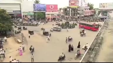 ಕಲಬುರಗಿ: ಮುತ್ತು ಕೊಡುವ ಪೋಟೋ ವಾಟ್ಸಪ್ನಲ್ಲಿ ಹರಿಬಿಡುವುದಾಗಿ ಬ್ಲ್ಯಾಕ್ಮೇಲ್; ನಗರದಲ್ಲಿ ದಂಪತಿ ಸೇರಿ ನಾಲ್ವರ ವಿರುದ್ಧ ಪ್ರಕರಣ ದಾಖಲು