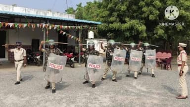 వైరా: వైరా డివిజన్ లో ఎన్నికలకు పోలీసులను సిద్ధం చేయడానికి అల్లర్ల నిరోధక కసరత్తు: ఏసీపీ కల్లూరు వసుంధర యాదవ్