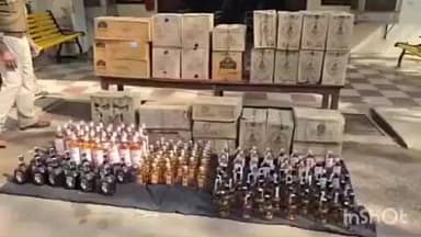 राजनांदगांव: बसंतपुर थाना पुलिस ने अवैध शराब तस्करी करते 2 आरोपियों को किया गिरफ्तार, 30 पेटी अवैध शराब की गई ज़ब्त