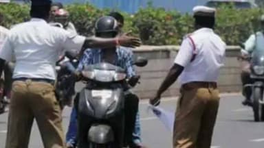 मोहला-मानपुर में यातायात पुलिस ने लोगों से ट्रैफिक नियमों का पालन करने की की अपील