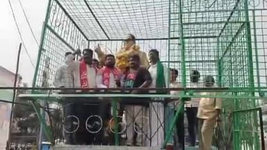 ముదిగుబ్బలో అంబేద్కర్ విగ్రహానికి నివాళులు అర్పించిన సీపీఎం నాయకులు