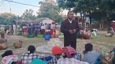 চাৰিদুৱাৰ: ৰঙাপৰাৰ হাতীবাৰী চাহ বাগিছাত CITU ৰ উদ্যোগত পথসভা অনুষ্ঠিত