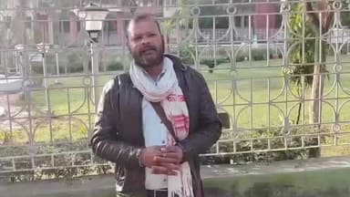 लातेहार: मनिका प्रखंड के शिक्षक ने जिला शिक्षा अधीक्षक लातेहार पर लगाए गंभीर आरोप