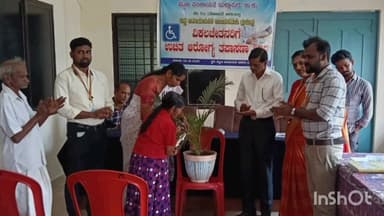 ಯಲ್ಲಾಪುರ: ಪಟ್ಟಣ ಪಂಚಾಯತ ಕಾರ್ಯಾಲಯದಲ್ಲಿ ನಡೆದ ವಿಕಲಚೇತನರಿಗೆ ಆರೋಗ್ಯ ತಪಾಸಣಾ ಶಿಬಿರ