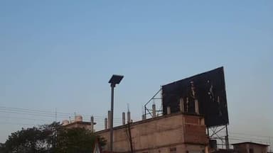 কুমারগ্রাম: দীর্ঘদিন ধরে বিকল হয়ে রয়েছে জেলা পরিষদের উদ্যোগে বারবিশা চৌপথীতে লাগানো সোলার লাইট গুলি