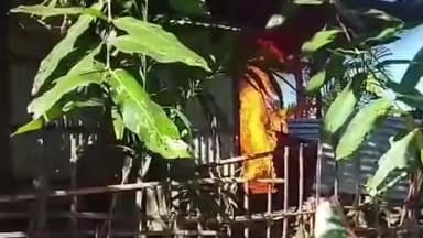 শিলচর: অগ্নিকাণ্ড থেকে রক্ষা পেলেন কালাইন ব্রাহ্মণগ্রামের বাসিন্দারা