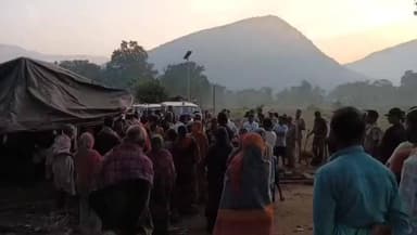 ଅନୁଗୋଳ: ଟିକରପଡ଼ା ଗ୍ରାମରେ ବନ ବିଭାଗ ଓ ଗ୍ରାମବାସୀ ମୁହାମୁହିଁ; ପରିସ୍ଥିତି ଉତ୍ତେଜନା