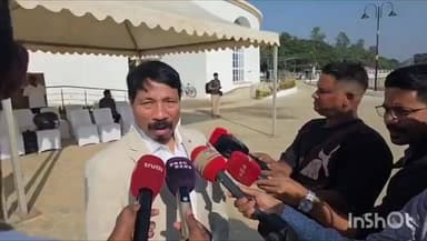 দিছপুৰ: মহানগৰীৰ বৰাগাঁৱৰ শ্বহীদ স্মাৰক ক্ষেত্ৰত উপস্থিত মন্ত্ৰী অতুল বৰা, ১০ ডিচেম্বৰত মুকলি কৰা হব ঘোষণা