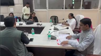 ଦେବଗଡ: ଜିଲ୍ଲାରେ ୨୯ ନୂତନ ବୁଥ୍ ଗଠନ ଓ ୬ ଟି ବୁଥ୍ ସ୍ଥାନ ପରିବର୍ତନ, ଜିଲ୍ଲାପାଳଙ୍କ ଅଫିସରେ ଅନୁଷ୍ଠିତ ବୈଠକରେ ସୂଚନା ପ୍ରଦାନ