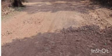 लांजा: लांजा तालुक्यातील गवाणे कोलधे कोट रस्त्याची अक्षरशः चाळण, प्रवाशांचे हाल