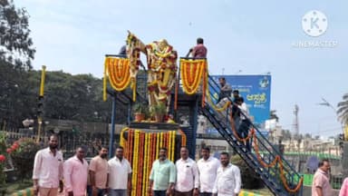 ಹುಬ್ಬಳ್ಳಿ ನಗರ: ನಗರದಲ್ಲಿ ಡಾ. ಬಿ.ಆರ್.ಅಂಬೇಡ್ಕರ್ ಅವರ ಮಹಾಪರಿನಿರ್ವಾಣ ದಿನಾಚರಣೆ