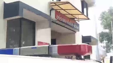 આંકલાવ: ખડોલ (હડદરી)માં જમીન ઉપર આપેલા પૈસા બાબતે થયેલી માથાકૂટમાં બે જુદી જુદી ફરિયાદમાં આઠ આરોપીઓ સામે ગુનો નોંધાયો