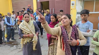 युवक को पीछे से रॉड मारकर की हत्या, आरोपी परिवार सहित फरार, साहेबगंज चर्च रोड की घटना
#MurderCase #police #bhagalpur #B...