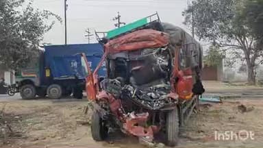 बिंदकी: बिंदकी व दरबेशाबाद के बीच मुचनू वीर बाबा मंदिर मोड में डंपर और डीसीएम की हुई टक्कर, डीसीएम चालक की हुई दर्दनाक मौत