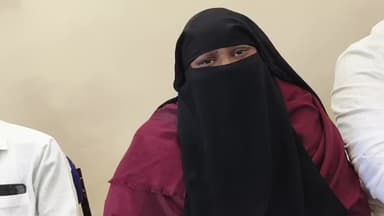 శంకరంపేట్ ఆర్: బస్వాపూర్ గ్రామ ప్రజలకు కృతజ్ఞతలు తెలిపిన గ్రామ సర్పంచ్ కార్వాన్ ఎమ్మెల్యే భార్య నాజ్మాసుల్తానా