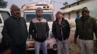 फरसाबहार: जशपुर पुलिस ने आज सुबह चेकिंग के दौरान चौकी ऊपरकछार, थाना तपकरा क्षेत्र में 30 क्विंटल अवैध धान से भरी पिकअप जब्त की