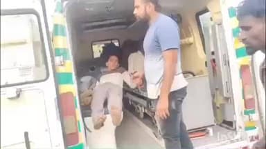 पारोळा: पारोळा चाळीसगाव रस्त्यावर ओमनी व्हॅन उलटून सात जन गंभीर जखमी