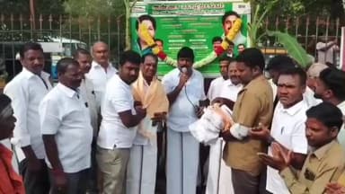 திருப்போரூர்: திருப்போரூரில் அண்ணா தொழிற்சங்க ஆட்டோ ஓட்டுனர் நல சங்க பெயர் பலகை திறக்கப்பட்டது