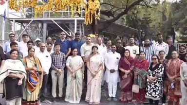 જોડિયા: રાજ્યકક્ષાના મંત્રી રીવાબા જાડેજાએ લાલબંગલો સર્કલ પાસે ડૉ.બાબા સાહેબ આંબેડકરજીની પ્રતિમાને પુષ્પાંજલિ અર્પણ કરી