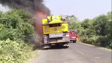 બારડોલી: ખરવાસા રોડ ઉપર ક્રેન સળગી જતા 50 લાખના નુકશાનની ફરિયાદ બારડોલી ટાઉન પોલીસમાં નોંધાઈ