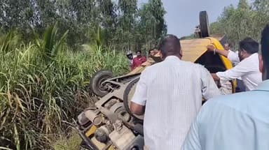 கறம்பக்குடி: கோட்டை காட்டில் ஆட்டோ விபத்தில் சிக்கியது காயமடைந்ததற்கு முதலுதவி சிகிச்சை வழங்கி காப்பாற்றிய எம் எல் ஏ முத்துராஜாவுக்கு பொதுமக்கள் வெகுவான பாராட்டு
