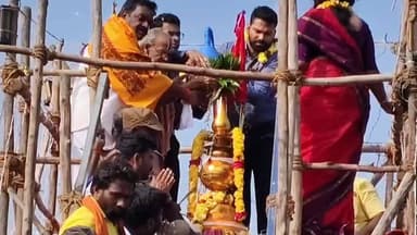 உளுந்தூர்பேட்டை: கூவாகம் கூத்தாண்டவர் கோயிலில் நடைபெற்ற மகா கும்பாபிஷேக விழாவில் திரளான பக்தர்கள் பங்கேற்பு