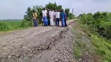 காட்டுமன்னார்கோயில்: கொள்ளிடம் கரை சாலையை சீரமைக்க கிராம மக்கள் கோரிக்கை விடுத்துள்ளனர்