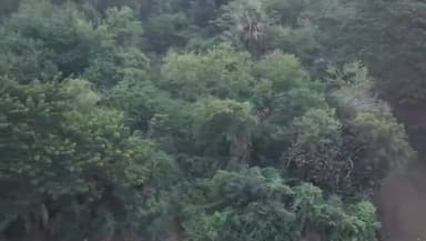 తెనాలి: డ్రోన్ కెమెరా ఎగరేసి సిని ఫక్కీలో పేకాట రాయుళ్లను అరెస్ట్ చేసిన తెనాలి రూరల్ పోలీసులు