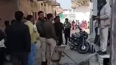 छतरपुर नगर: पठापुर रोड पर राम जानकी मंदिर के पास युवक ने फांसी लगाकर की आत्महत्या, मौके पर पहुंची पुलिस