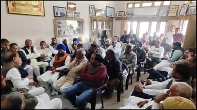 सादुलशहर: सादुलशहर के पूर्व विधायक ने अपने निवास स्थान पर 14 दिसंबर को दिल्ली में होने वाली रैली को लेकर की बैठक