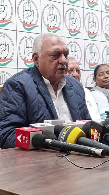 भूपेंदर हुड्डा-live खोल दी पोल