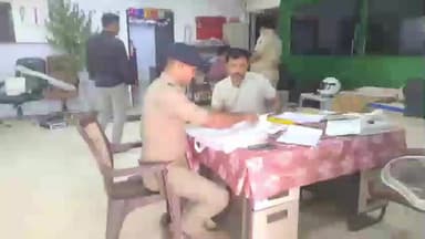 ବାଲିଗୁଡା: ବାଲିଗୁଡା ଠାରେ ଗଞ୍ଜେଇ ବେପାରିଙ୍କୁ ଉଠାଇନେଲା ଗୁଜୁରାଟ ର କ୍ରାଇମବ୍ରାଞ୍ଚ