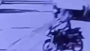 हुज़ूर: बागसेवनिया इलाके में महिला से चेन झपटने वाला बदमाश सीसीटीवी में कैद