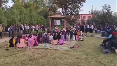 नारायणपुर: अंबेडकर चौक में जिले के शिक्षकों की संयुक्त आपात बैठक, हिट-एंड-रन आरोपी पर कड़ी कार्रवाई की मांग, आंदोलन की चेतावनी