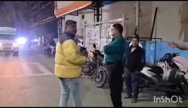 ସମ୍ବଲପୁର ମ୍ୟୁନିସିପାଲଟି: ରେଢ଼ାଖୋଲ ବ୍ଲକର ସାମ୍ବାଦିକ ରମାକାନ୍ତ ମହାନନ୍ଦଙ୍କ ସଡ଼କ ଦୁର୍ଘଟଣାରେ ମୃତ୍ୟୁ, ସମ୍ବଲପୁର କଚେରୀ ଛକରେ ଶ୍ରଦ୍ଧାଞ୍ଜଳି ଦେଲେ ସାମ୍ବାଦିକ