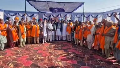 ਮੌੜ: ਪਿੰਡ ਸੰਦੋਹਾ ਵਿਖੇ ਸਾਬਕਾ ਮੰਤਰੀ ਜਨਮੇਜਾ ਸਿੰਘ ਸੇਖੋਂ ਨੇ ਕੀਤੀ ਮੀਟਿੰਗ