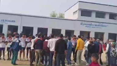 मोकामा: मोकामा में बिहार राज्य अंडर-19 वॉलीबॉल प्रतियोगिता शुरू, नालंदा यूनिवर्सिटी के वीसी ने किया उद्घाटन