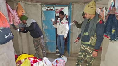 उंटारी रोड: राजनडीह टोला में चोरी: ₹50 हजार के जेवर और ₹12 हजार नकद गायब, पुलिस जांच में जुटी