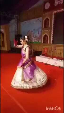 सोनपुर: सोनपुर मेले के मुख्य पंडाल में सुषमा कुमारी की कत्थक प्रस्तुति ने बिखेरा पारंपरिक कला का रंग