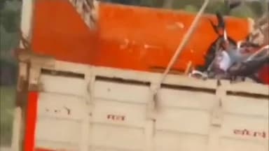 औराई: राजखंड पुपरी मोड़ के पास पिकअप और बाइक की टक्कर, पांच लोग घायल