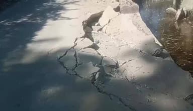 ખેડબ્રહ્મા: પાદરડી જવાનો રસ્તો ચોમાસામાં તૂટી જતા અત્યારે વાહનચાલકો પરેશાન